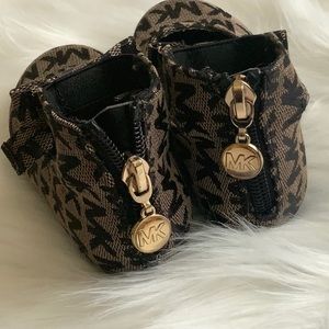 Michael Kors toddler sandals - worn once!